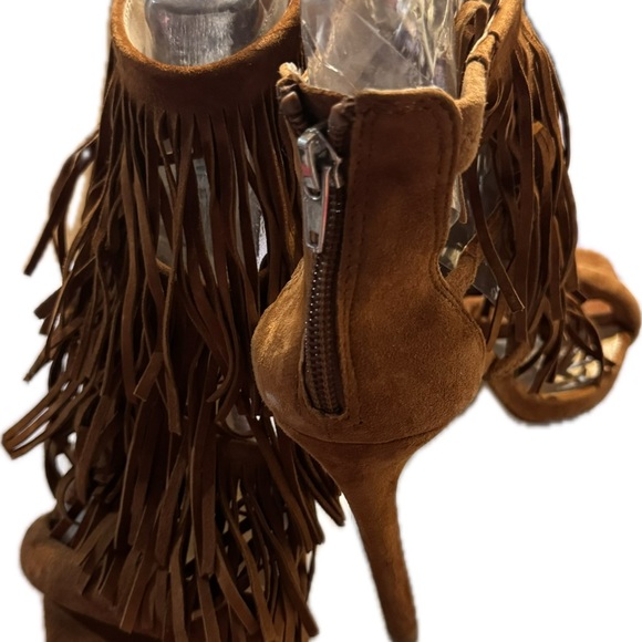 Steve Madden Fringly Heels-Brown size 9 - Picture 4 of 5